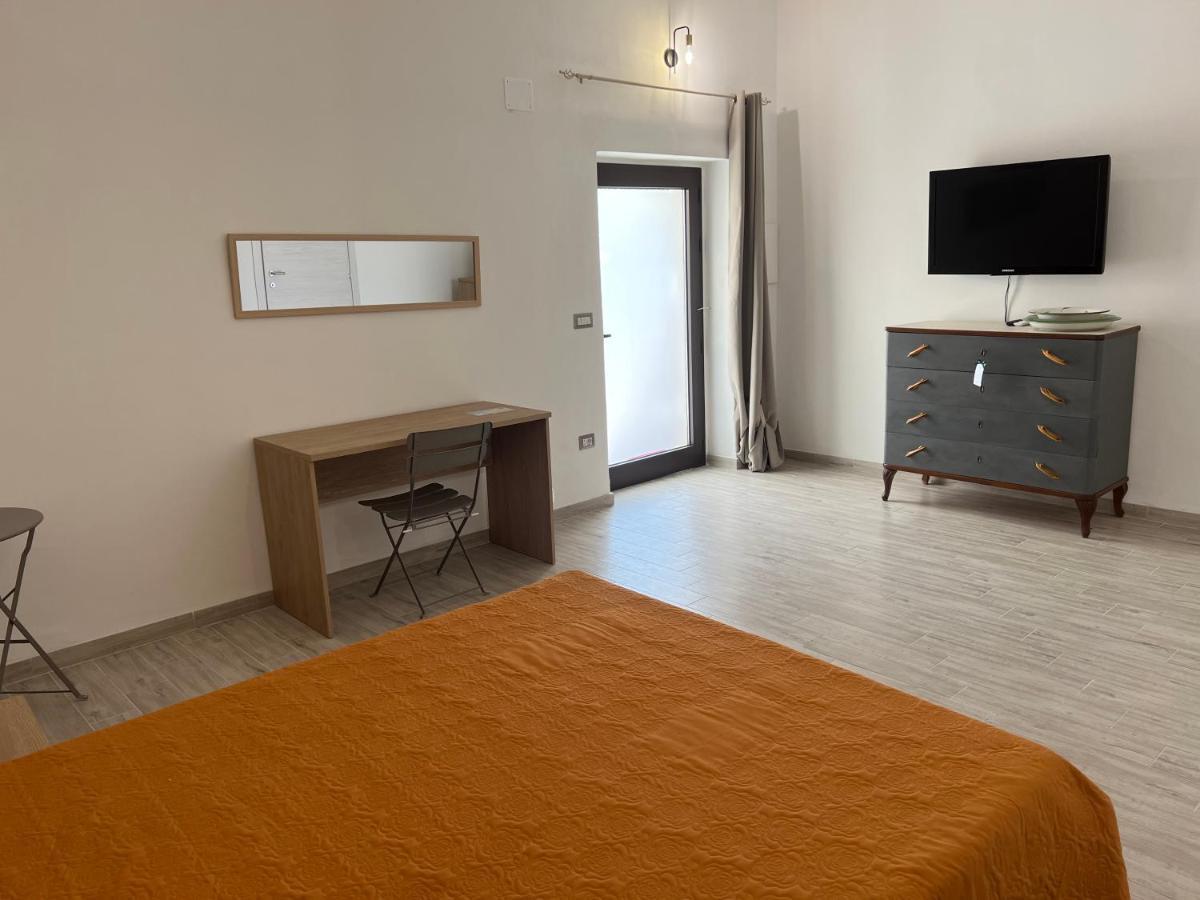 Residenza Giulia Hotell Scanzano Jonico Exteriör bild